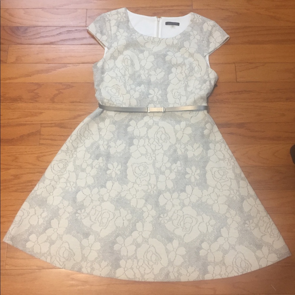 White/off white dress